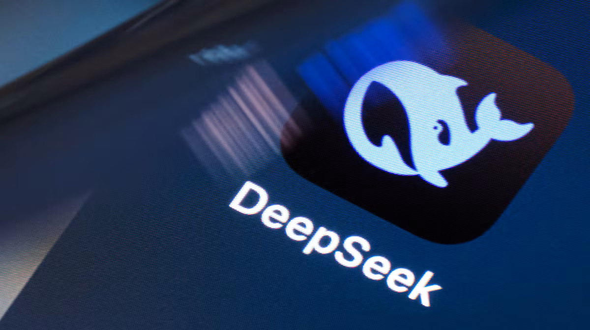 DeepSeek V4